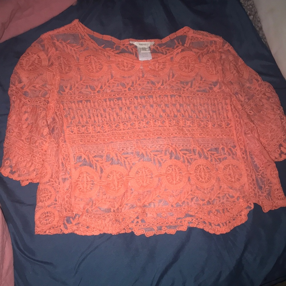 Crop top
